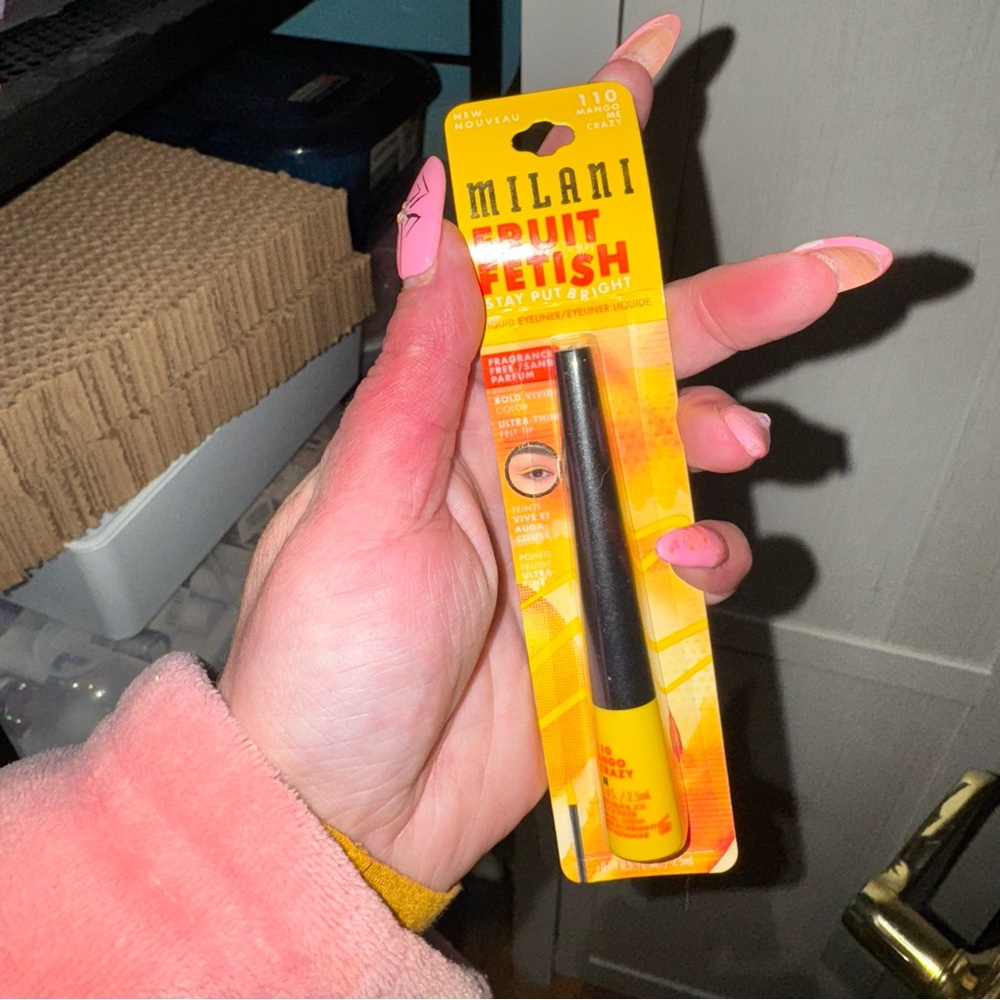 Fruit frtish liquid eyeliner